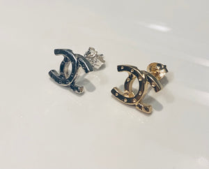 ByCoe smycken silver guld örhängen armband halsband ringar hästar häst hästsmycken barnsmycken nordiska smycken djursmycken hästbutik 